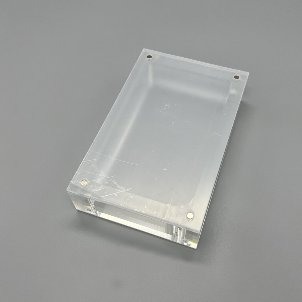 Przezroczyste magnetyczne pude – Gaming Console Holder recenzja i cena